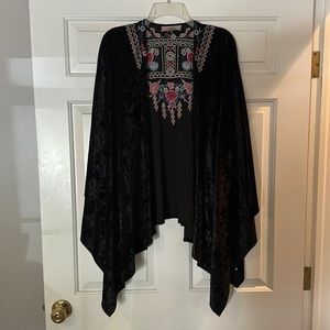Velvet black shawl